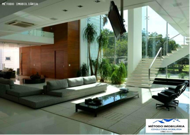 Imagem Imóvel com 9 Quartos à Venda, 1.200 m² em Acapulco - Guarujá Imagem Imóvel com 9 Quartos à Venda, 1.200 m² em Acapulco - Guarujá