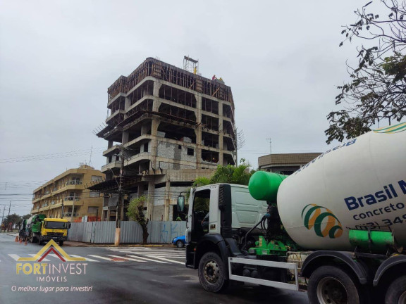 Imagem Imóvel com 2 Quartos à Venda, 72 m² em Caiçara - Praia Grande Imagem Imóvel com 2 Quartos à Venda, 72 m² em Caiçara - Praia Grande