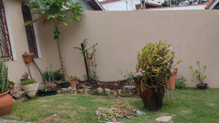 Imagem Casa com 2 Quartos à Venda, 107 m² em Vila Aprazível - Jacareí