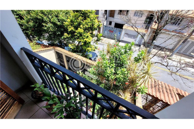 Imagem Casa com 5 Quartos à Venda, 250 m² em Parque Jaçatuba - Santo André Imagem Casa com 5 Quartos à Venda, 250 m² em Parque Jaçatuba - Santo André