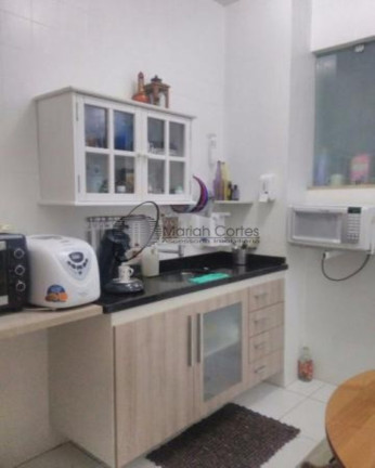 Imagem Imóvel com 2 Quartos à Venda, 80 m² em Centro - Niterói Imagem Imóvel com 2 Quartos à Venda, 80 m² em Centro - Niterói