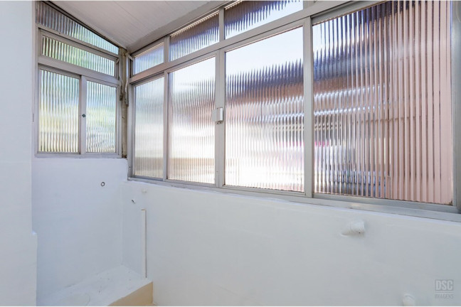 Imagem Imóvel com 2 Quartos à Venda, 55 m² em Cavalhada - Porto Alegre Imagem Imóvel com 2 Quartos à Venda, 55 m² em Cavalhada - Porto Alegre