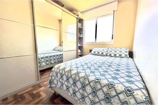 Imagem Imóvel com 3 Quartos à Venda, 60 m² em Sarandi - Porto Alegre Imagem Imóvel com 3 Quartos à Venda, 60 m² em Sarandi - Porto Alegre