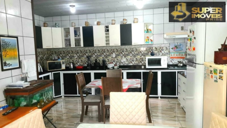 Imagem Casa com 4 Quartos à Venda, 432 m² em Laranjal - Pelotas