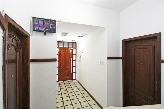 Imagem Imóvel com 2 Quartos à Venda, em Santana - Porto Alegre Imagem Imóvel com 2 Quartos à Venda, em Santana - Porto Alegre