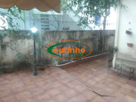 Imagem Casa com 4 Quartos à Venda, 163 m² em Tijuca - Rio De Janeiro Imagem Casa com 4 Quartos à Venda, 163 m² em Tijuca - Rio De Janeiro
