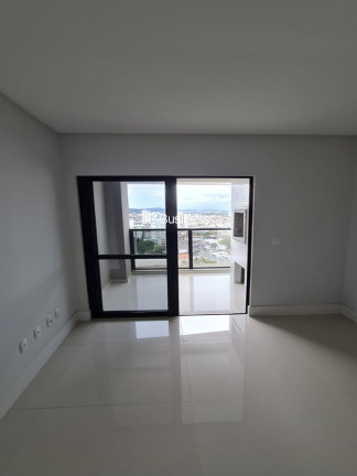 Imagem Imóvel com 2 Quartos à Venda, 65 m² em Centro - Itajaí Imagem Imóvel com 2 Quartos à Venda, 65 m² em Centro - Itajaí