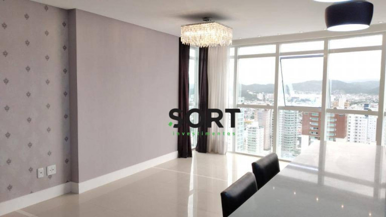 Imagem Apartamento com 3 Quartos à Venda, 130 m² em Centro - Balneário Camboriú