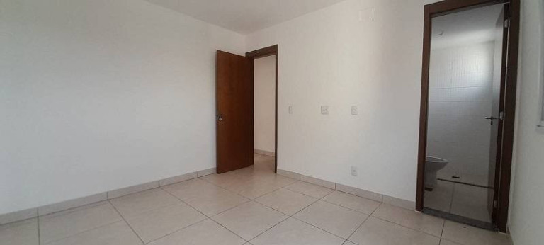 Imagem Apartamento com 3 Quartos à Venda, 74 m² em Santa Genoveva - Goiânia