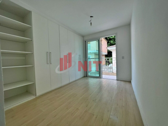 Imagem Casa de Condomínio com 4 Quartos à Venda, 160 m² em São Francisco - Niterói Imagem Casa de Condomínio com 4 Quartos à Venda, 160 m² em São Francisco - Niterói