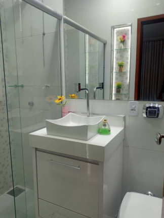 Imagem Casa com 3 Quartos à Venda, 160 m² em Calixtolândia - Anápolis Imagem Casa com 3 Quartos à Venda, 160 m² em Calixtolândia - Anápolis