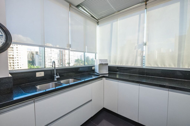 Imagem Apartamento com 3 Quartos à Venda, 262 m² em Centro - Florianópolis Imagem Apartamento com 3 Quartos à Venda, 262 m² em Centro - Florianópolis
