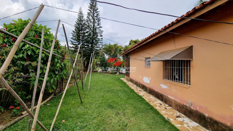 Imagem Chácara com 4 Quartos à Venda, 2.800 m² em Centro - Piracaia