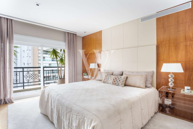 Imagem Apartamento com 3 Quartos à Venda, 273 m² em Itaim Bibi - São Paulo Imagem Apartamento com 3 Quartos à Venda, 273 m² em Itaim Bibi - São Paulo