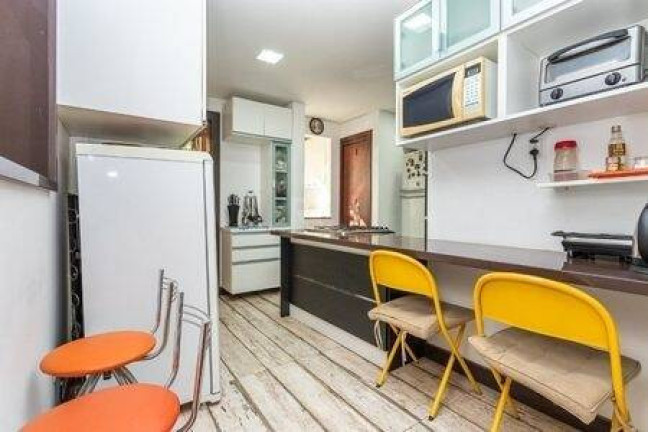 Imagem Apartamento com 3 Quartos à Venda, 99 m² em Rio Branco - Porto Alegre Imagem Apartamento com 3 Quartos à Venda, 99 m² em Rio Branco - Porto Alegre