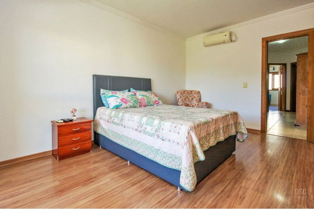 Imagem Casa com 4 Quartos à Venda, 201 m² em Espírito Santo - Porto Alegre Imagem Casa com 4 Quartos à Venda, 201 m² em Espírito Santo - Porto Alegre