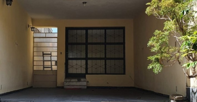 Imagem Imóvel com 3 Quartos à Venda, 306 m² em Vila Canevari - Cruzeiro Imagem Imóvel com 3 Quartos à Venda, 306 m² em Vila Canevari - Cruzeiro