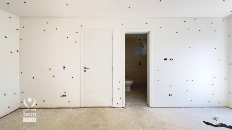 Imagem Sobrado com 3 Quartos à Venda, 190 m² em Campo Comprido - Curitiba Imagem Sobrado com 3 Quartos à Venda, 190 m² em Campo Comprido - Curitiba
