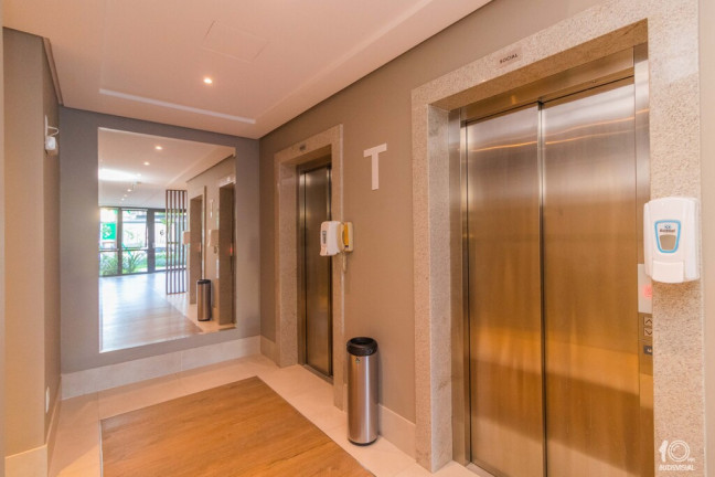 Imagem Apartamento com 2 Quartos à Venda, 69 m² em Cristo Redentor - Porto Alegre Imagem Apartamento com 2 Quartos à Venda, 69 m² em Cristo Redentor - Porto Alegre