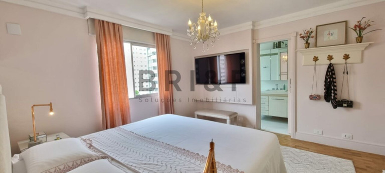 Imagem Apartamento com 4 Quartos à Venda, 225 m² em Itaim Bibi - São Paulo Imagem Apartamento com 4 Quartos à Venda, 225 m² em Itaim Bibi - São Paulo