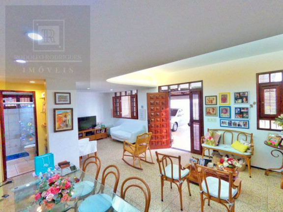 Imagem Casa com 4 Quartos à Venda, 282 m² em José De Alencar - Fortaleza Imagem Casa com 4 Quartos à Venda, 282 m² em José De Alencar - Fortaleza