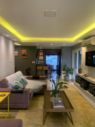 Imagem Imóvel com 3 Quartos à Venda, 289 m² em Jardim Lindóia - Porto Alegre Imagem Imóvel com 3 Quartos à Venda, 289 m² em Jardim Lindóia - Porto Alegre
