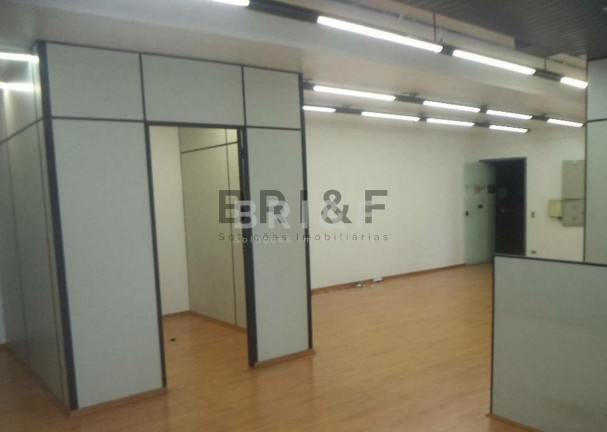 Imóvel Comercial à Venda, 104 m² em Cidade Monções - São Paulo