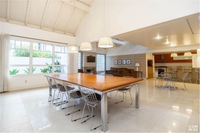 Imagem Casa com 3 Quartos à Venda, 227 m² em Jardim Carvalho - Porto Alegre Imagem Casa com 3 Quartos à Venda, 227 m² em Jardim Carvalho - Porto Alegre