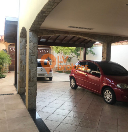 Imagem Casa com 3 Quartos à Venda, 262 m² em Jardim Saúde - Suzano Imagem Casa com 3 Quartos à Venda, 262 m² em Jardim Saúde - Suzano