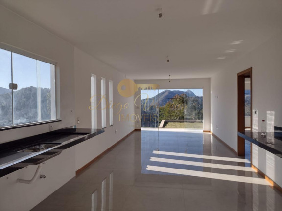 Imagem Casa com 3 Quartos à Venda, 240 m² em Albuquerque - Teresópolis Imagem Casa com 3 Quartos à Venda, 240 m² em Albuquerque - Teresópolis