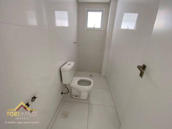 Imagem Imóvel com 3 Quartos à Venda, 133 m² em Canto Do Forte - Praia Grande Imagem Imóvel com 3 Quartos à Venda, 133 m² em Canto Do Forte - Praia Grande