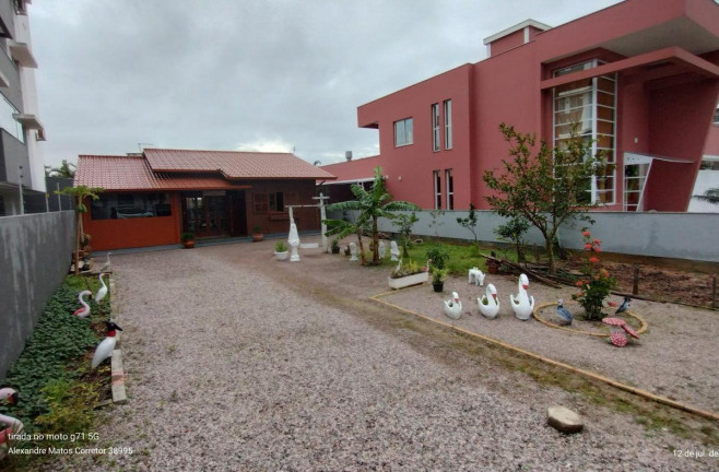 Imagem Casa com 2 Quartos à Venda, 98 m² em Praia De Fora - Palhoça