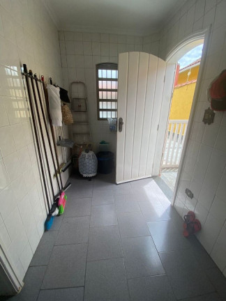 Imagem Casa com 3 Quartos à Venda, 350 m² em Solemar - Praia Grande Imagem Casa com 3 Quartos à Venda, 350 m² em Solemar - Praia Grande