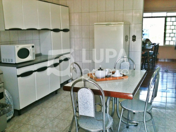 Imagem Casa com 4 Quartos à Venda, 400 m² em Recreio Estoril - Atibaia Imagem Casa com 4 Quartos à Venda, 400 m² em Recreio Estoril - Atibaia
