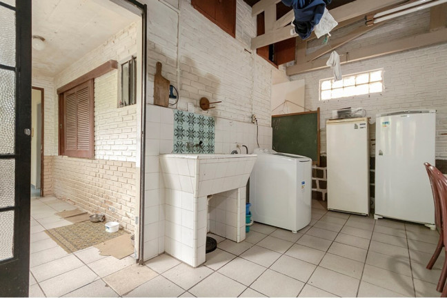Imagem Casa com 5 Quartos à Venda, 164 m² em Cristal - Porto Alegre Imagem Casa com 5 Quartos à Venda, 164 m² em Cristal - Porto Alegre