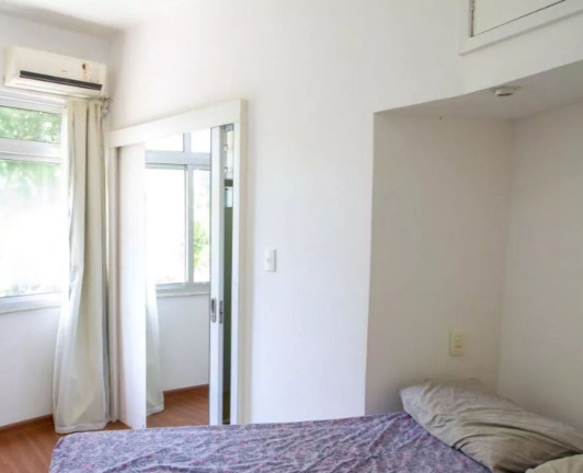 Imagem Apartamento com 1 Quarto à Venda, 44 m² em Ipanema - Rio De Janeiro Imagem Apartamento com 1 Quarto à Venda, 44 m² em Ipanema - Rio De Janeiro