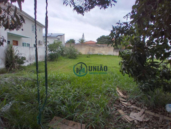 Terreno à Venda, 700 m² em Camboinhas - Niterói