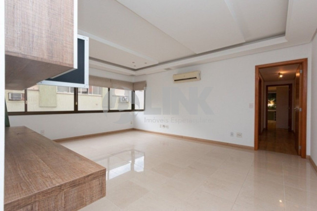 Imagem Apartamento com 2 Quartos à Venda, 103 m² em Mont Serrat - Porto Alegre Imagem Apartamento com 2 Quartos à Venda, 103 m² em Mont Serrat - Porto Alegre