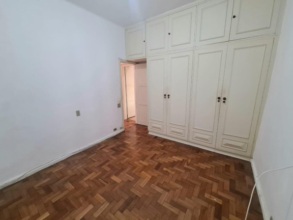 Imagem Apartamento com 3 Quartos à Venda,  em Copacabana - Rio De Janeiro