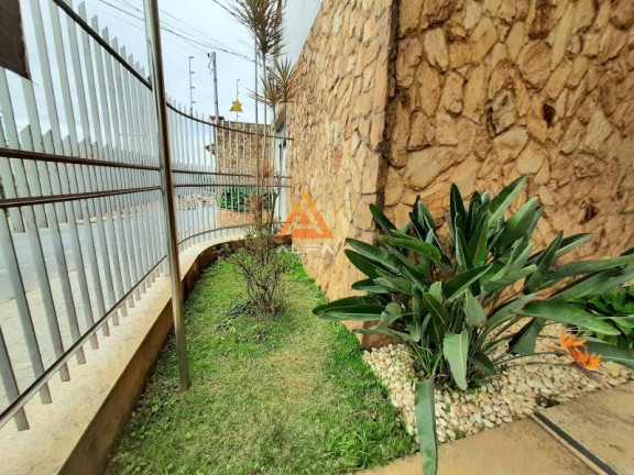 Imagem Apartamento com 3 Quartos à Venda, 130 m² Imagem Apartamento com 3 Quartos à Venda, 130 m²