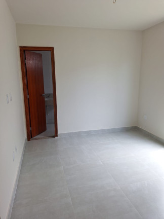 Imagem Casa de Condomínio com 4 Quartos à Venda, 200 m² em Pitangueiras - Lauro De Freitas