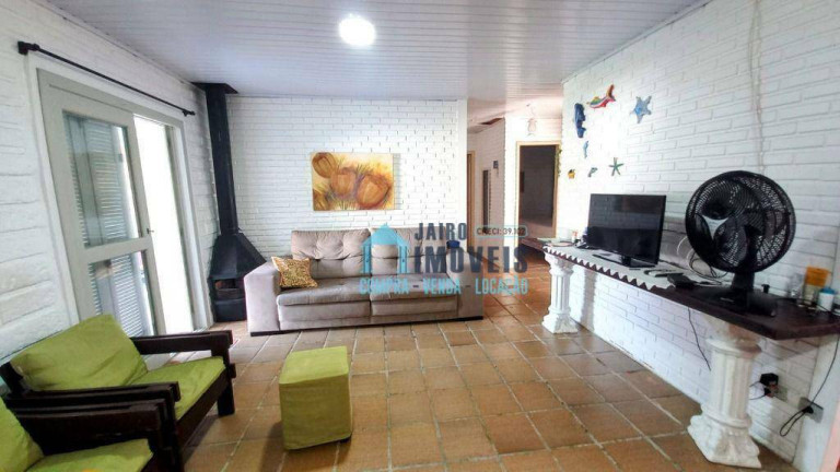 Imagem Casa com 4 Quartos à Venda, 159 m² em Zona Nova - Tramandaí