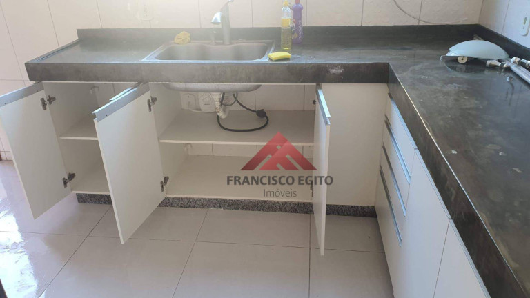 Imagem Casa com 3 Quartos à Venda, 360 m² em Jardim Catarina - São Gonçalo Imagem Casa com 3 Quartos à Venda, 360 m² em Jardim Catarina - São Gonçalo
