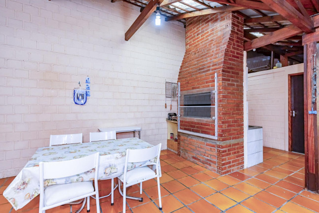 Imagem Sobrado com 3 Quartos à Venda, 209 m² em Portão - Curitiba Imagem Sobrado com 3 Quartos à Venda, 209 m² em Portão - Curitiba