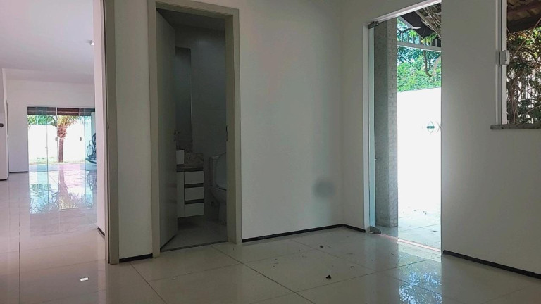 Imagem Casa com 4 Quartos à Venda, 366 m² em Eusébio - Eusébio Imagem Casa com 4 Quartos à Venda, 366 m² em Eusébio - Eusébio