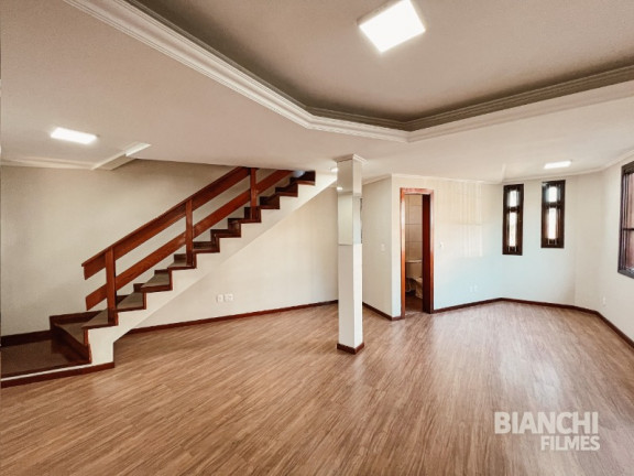 Imagem Sobrado com 3 Quartos à Venda, 328 m² em Jardim América - Caxias Do Sul Imagem Sobrado com 3 Quartos à Venda, 328 m² em Jardim América - Caxias Do Sul