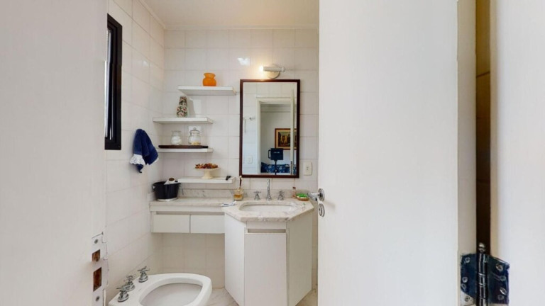 Imagem Apartamento com 4 Quartos à Venda, 172 m² em Campo Belo - São Paulo