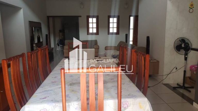 Imagem Casa com 3 Quartos à Venda, 168 m² em Jardim Chapadão - Campinas Imagem Casa com 3 Quartos à Venda, 168 m² em Jardim Chapadão - Campinas