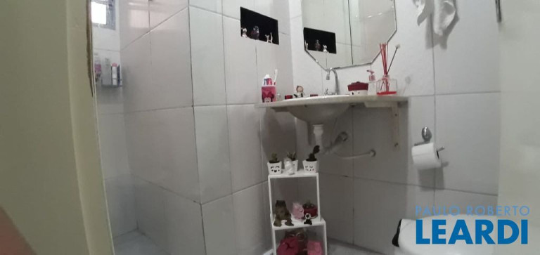 Imagem Casa com 4 Quartos à Venda, 350 m² em Vila Pinheirinho - Santo André Imagem Casa com 4 Quartos à Venda, 350 m² em Vila Pinheirinho - Santo André