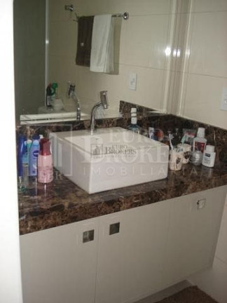 Imagem Sobrado com 3 Quartos à Venda, 125 m² em Nova Esperança - Balneário Camboriú Imagem Sobrado com 3 Quartos à Venda, 125 m² em Nova Esperança - Balneário Camboriú